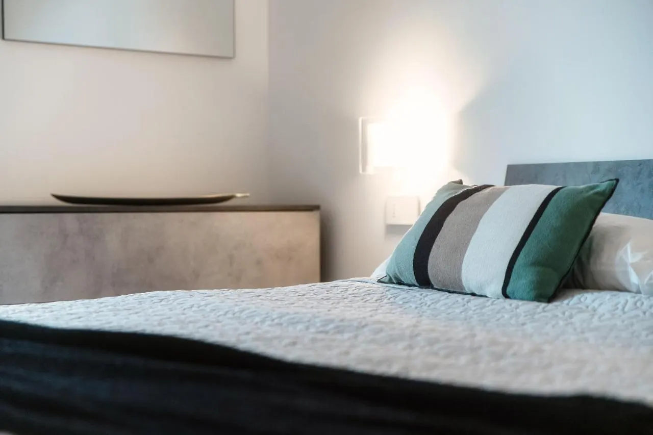 Apartment Cozy Joivy Suite 3 With Parking Como
