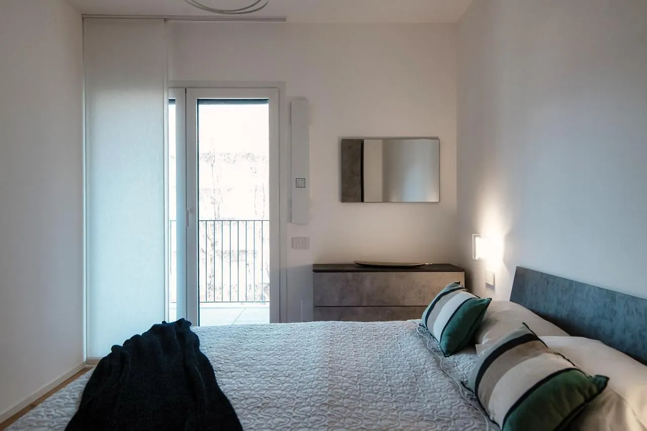 Cozy Joivy Suite 3 With Parking Como