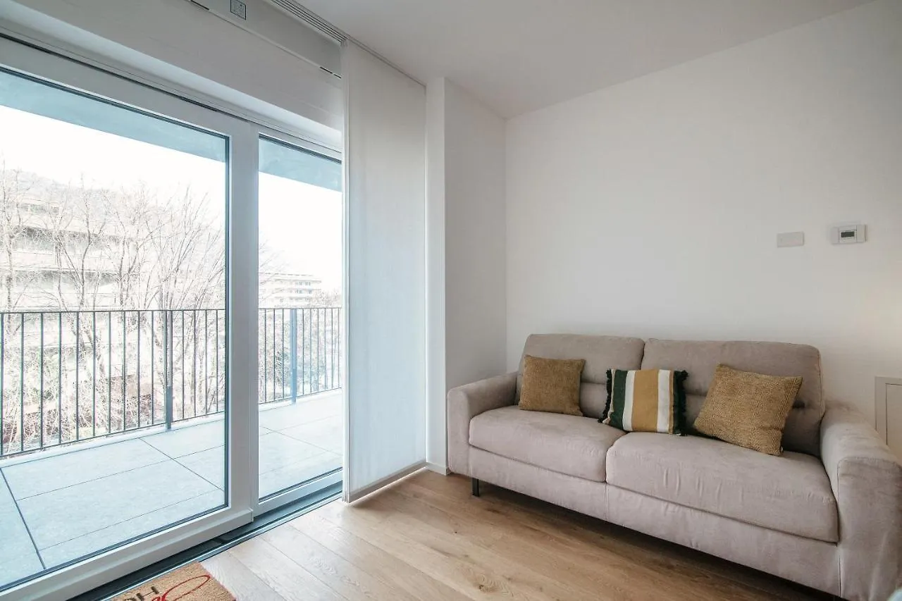 아파트 Cozy Joivy Suite 3 With Parking 코모